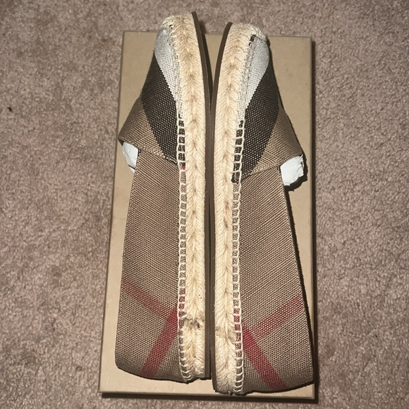 Burberry Espadrilles classic check pattern size 39.5 EUR - Picture 6 of 6